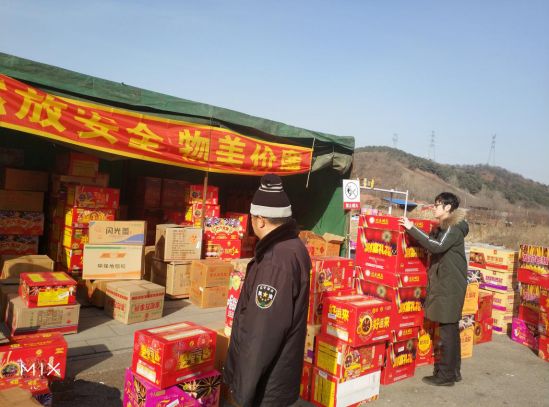 高新區規范煙花爆竹經營行為