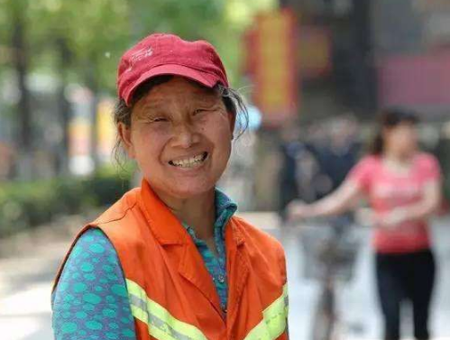 高新區(qū)首批8個(gè)環(huán)衛(wèi)工人愛心休息站正式啟用