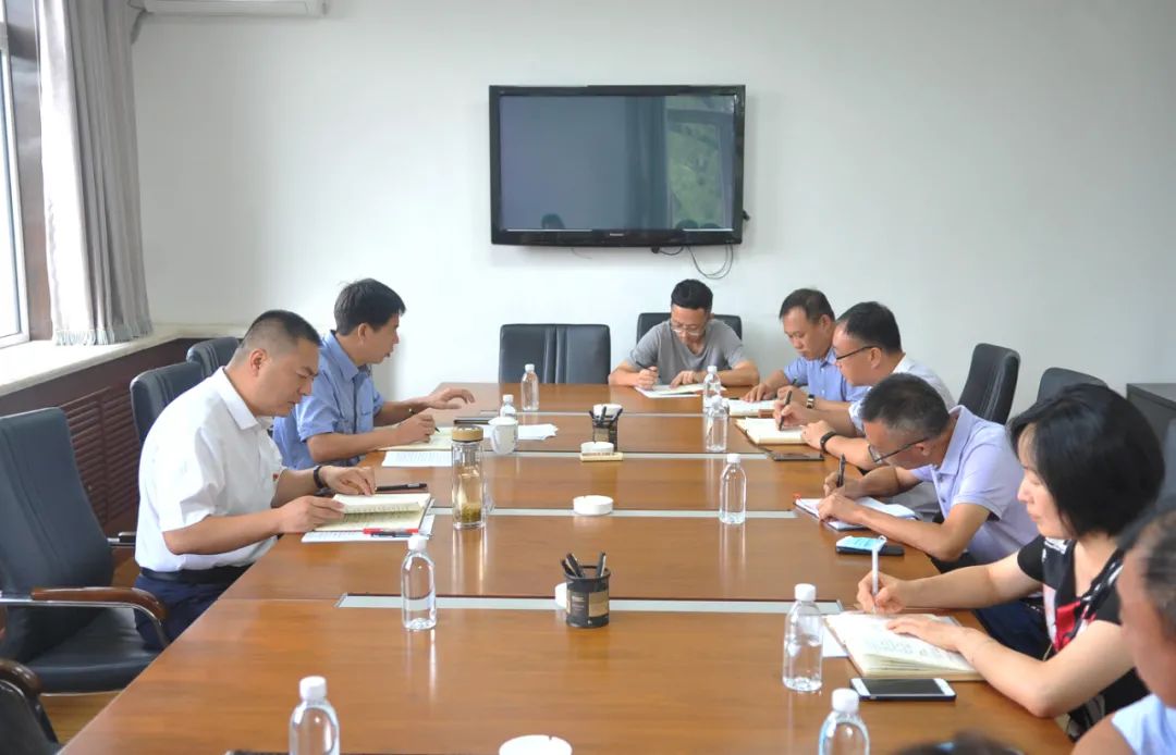 【疫情防控】高新區黨工委副書記、管委會主任、區新冠肺炎疫情防控指揮部總指揮張宏斌主持召開疫情防控工作調度會