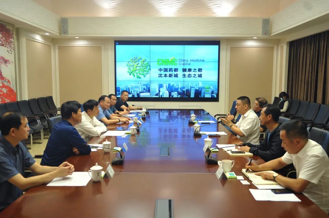 【藥都要聞】張宏斌會見江蘇宏大特種鋼機械廠有限公司總經理朱強龍、本鋼設計院院長黃隆杰一行