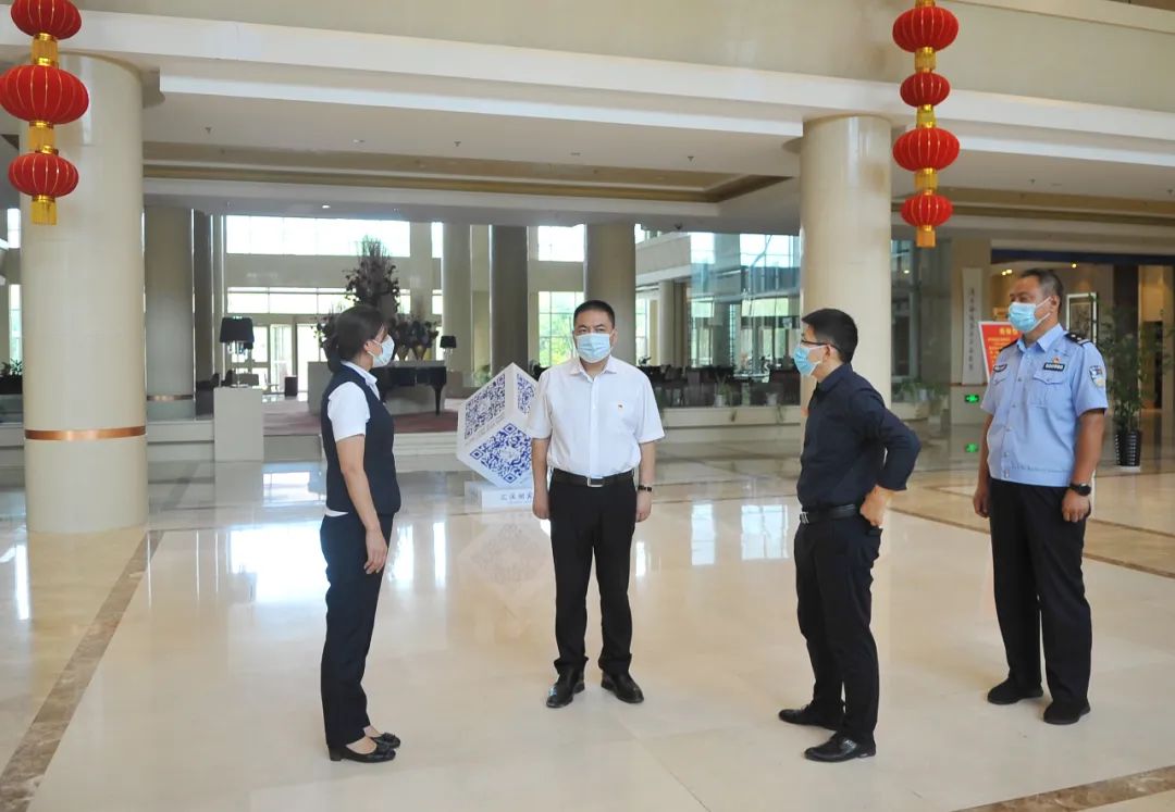 【藥都要聞】打造最優城市環境 營造濃厚宣傳氛圍 本溪高新區喜迎市黨代會隆重召開