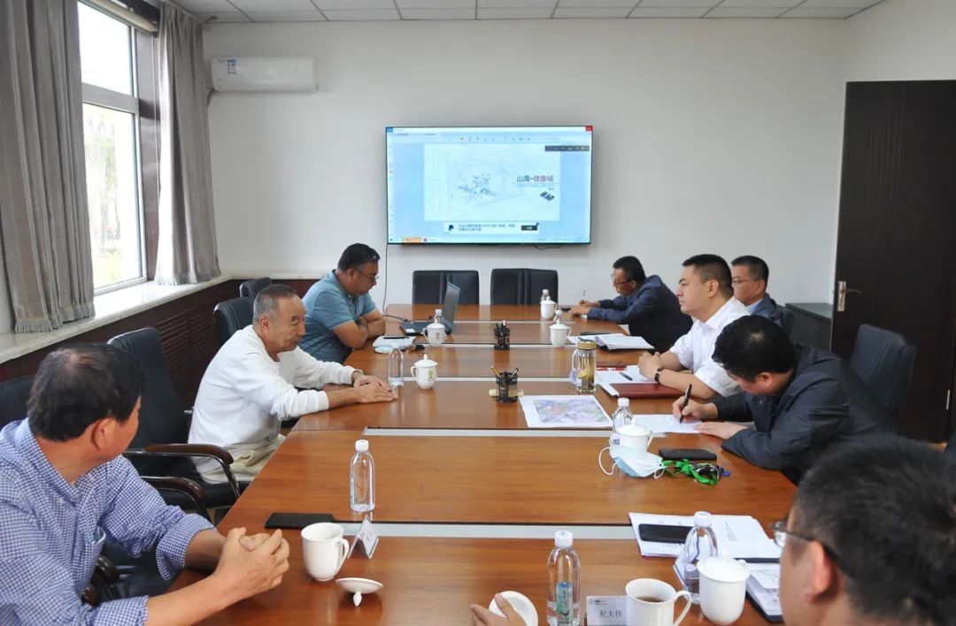 【藥都要聞】張宏斌與大連山海集團名譽董事長周志航進行溝通洽談