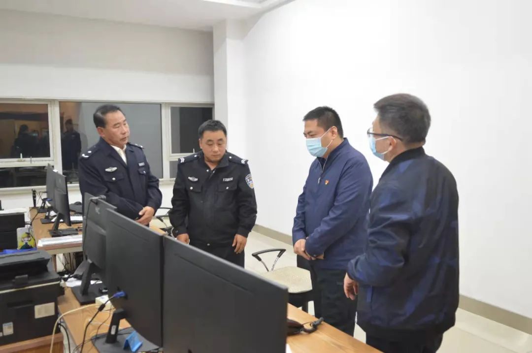 【疫情防控】本溪高新區(qū)啟動(dòng)疫情防控應(yīng)急專班 張宏斌連夜現(xiàn)場(chǎng)督導(dǎo)檢查疫情防控工作