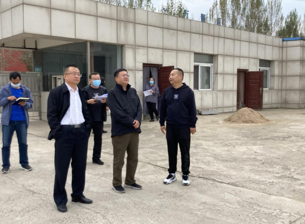 【藥都要聞】高新區(qū)黨工委副書記、管委會(huì)主任杜平“四不兩直”檢查企業(yè)安全生產(chǎn)等工作