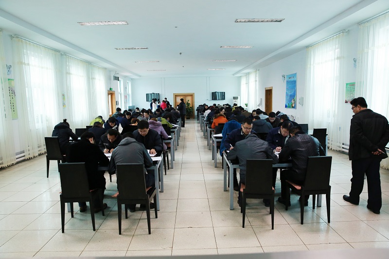 高新區(qū)114名公務(wù)員均通過培訓(xùn)學(xué)習(xí)測(cè)試