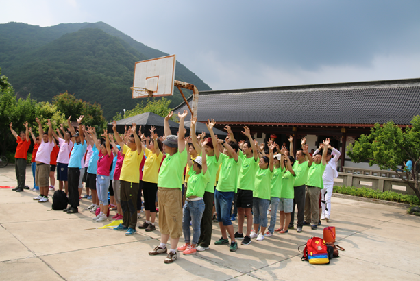 長生生物公司開展拓展訓練活動