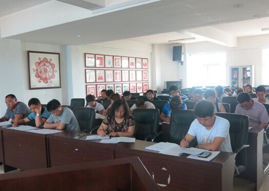 日月島街道辦事處啟動棚戶區改造動遷工作暨培訓會