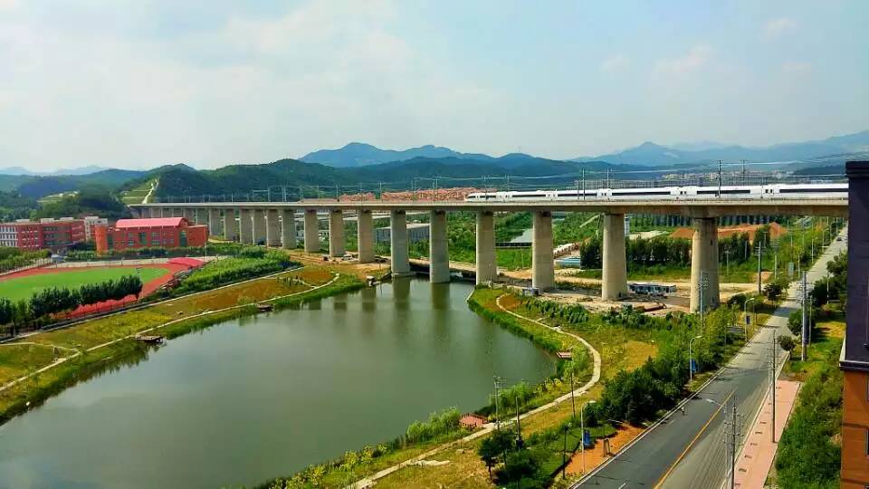 客專 助推中國藥都發展