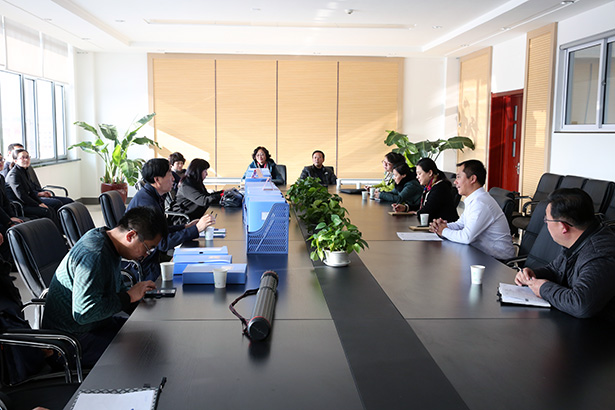 省推進義務教育均衡發展檢查團到省實驗學校本溪分校檢查指導