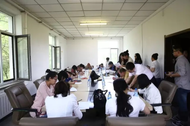 高新區召開納稅人需求調查工作布置暨培訓會