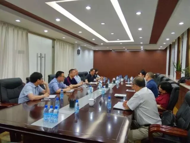 華北制藥集團來高新區(qū)洽談合作