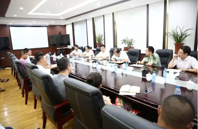 楊軍生組織召開企業上市工作推進會