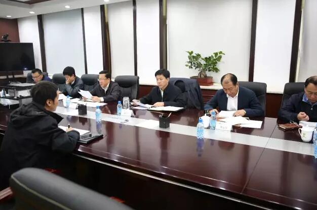 楊軍生召開高新區重點項目專題辦公會議