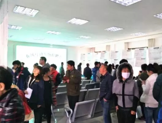 高新區(qū)開展春風行動專場招聘會