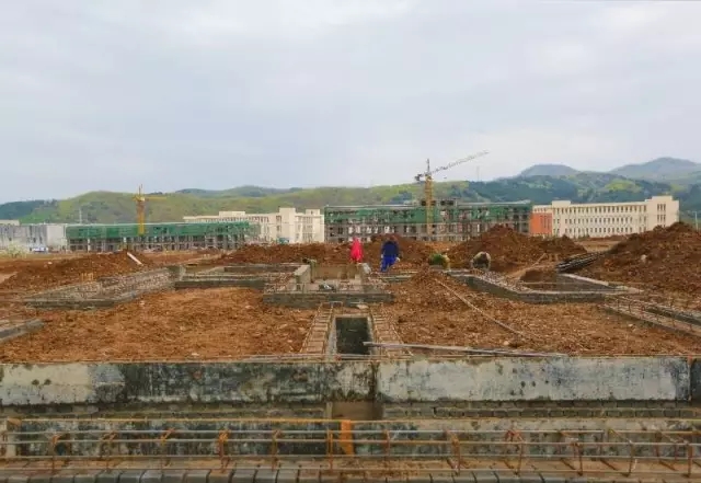 遼寧藥聯(lián)制藥有限公司加快項目建設(shè)步伐