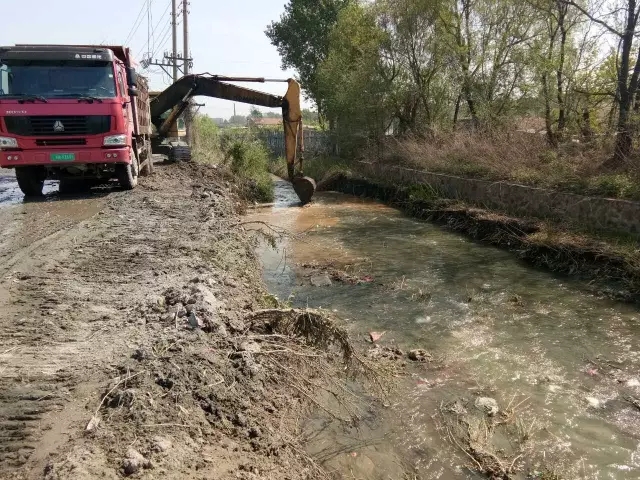 高新區開展城鄉環境衛生清理整治“行動周”活動
