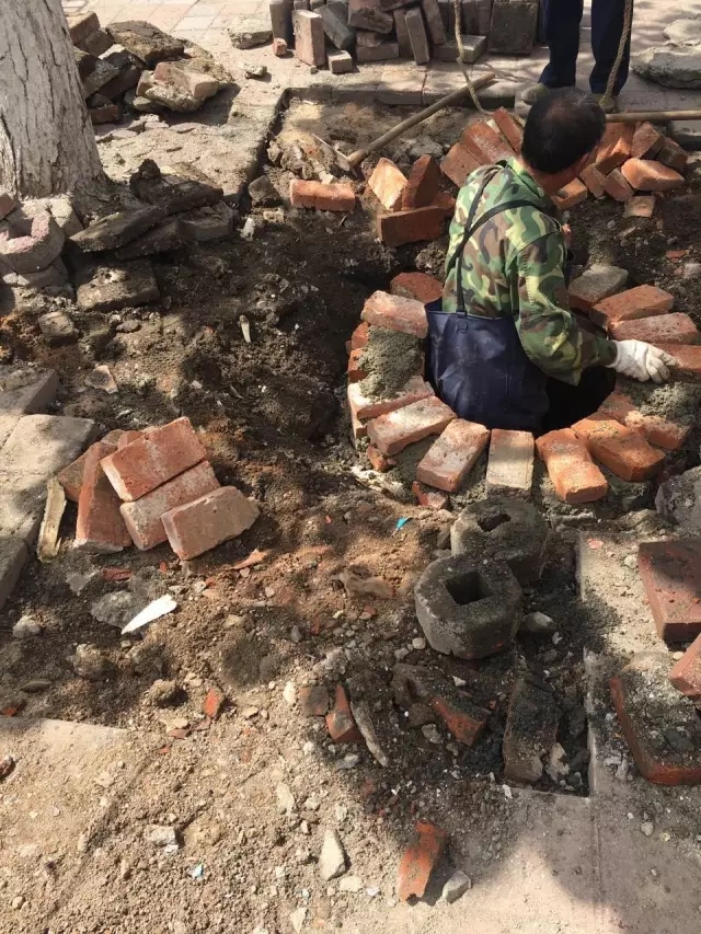 歪礦污水管網(wǎng)堵塞問題及時解決受百姓稱贊